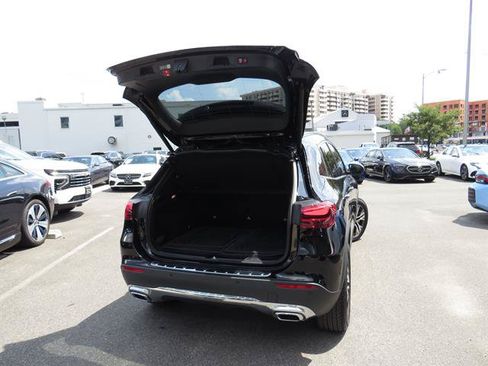 Used 2026 Mercedes-Benz GLA 250 4MATIC image 32