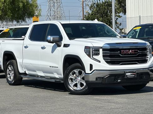 Used 2024 GMC Sierra 1500 SLT image 2