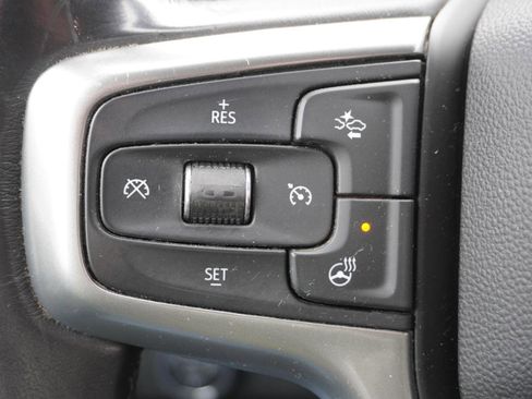 Used 2022 Chevrolet Silverado 1500 RST image 11