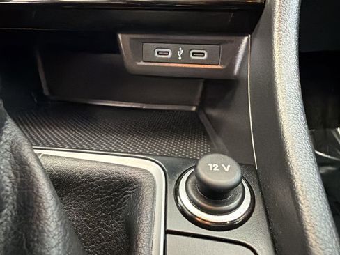 Certified 2024 Volkswagen Jetta SE image 31