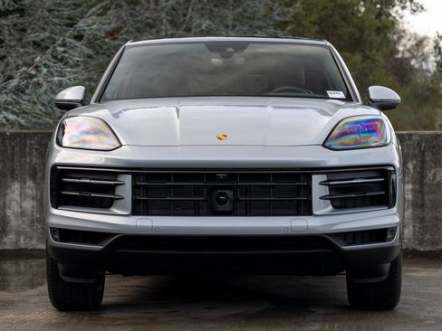 New 2026 Porsche Cayenne Coupe image 8