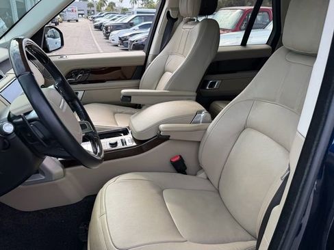 Used 2021 Land Rover Range Rover AWD/4WD image 5