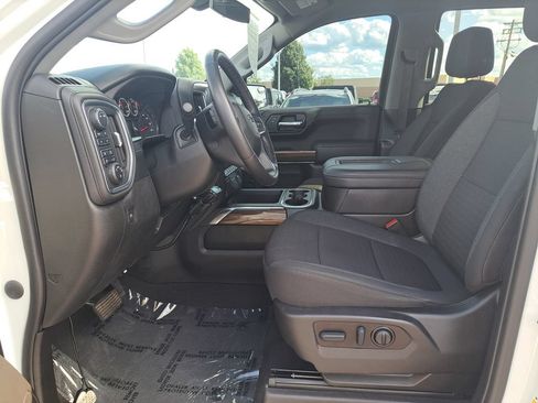 Used 2022 Chevrolet Silverado 1500 LT Trail Boss w/ Bed Protection Package AWD/4WD image 22