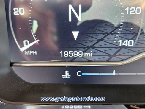 Used 2024 GMC Sierra 1500 Elevation image 22