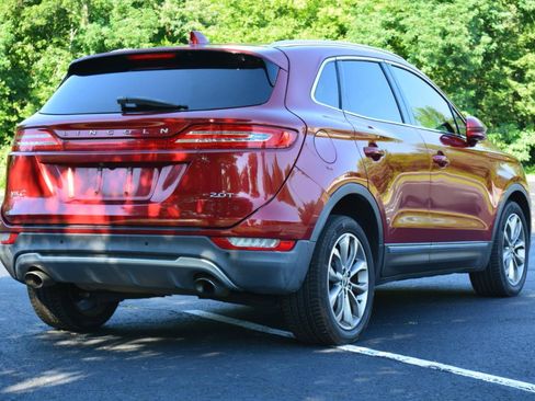 Used 2017 Lincoln MKC Select w/ Select Plus Package FWD image 5