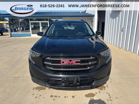 Used 2019 GMC Terrain SLE w/ Driver Convenience Package FWD image 2