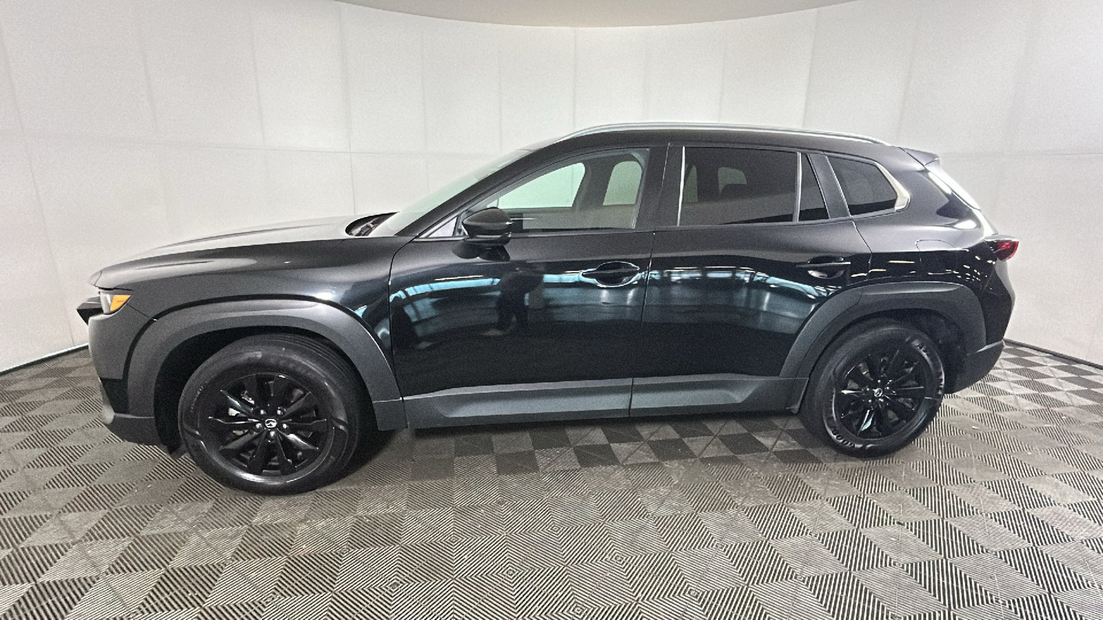 Used 2025 MAZDA CX-50 AWD 2.5 S w/ Preferred Package image 6