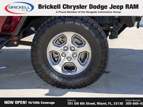 Used 2021 Jeep Gladiator Sport image 37