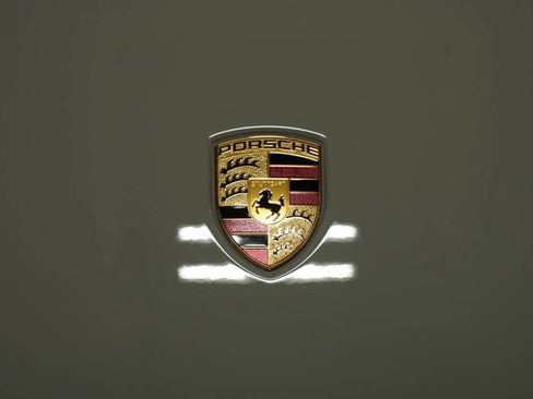 New 2026 Porsche Macan image 29