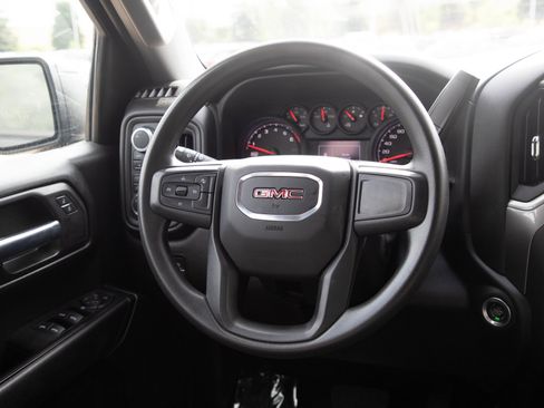 Used 2024 GMC Sierra 1500 Pro w/ Graphite Edition AWD/4WD image 17