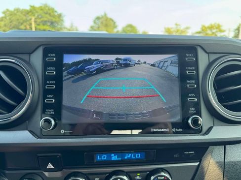 Used 2023 Toyota Tacoma TRD Sport AWD/4WD image 29
