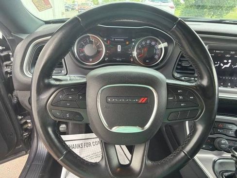 Used 2021 Dodge Challenger SXT w/ Driver Convenience Group AWD/4WD image 17