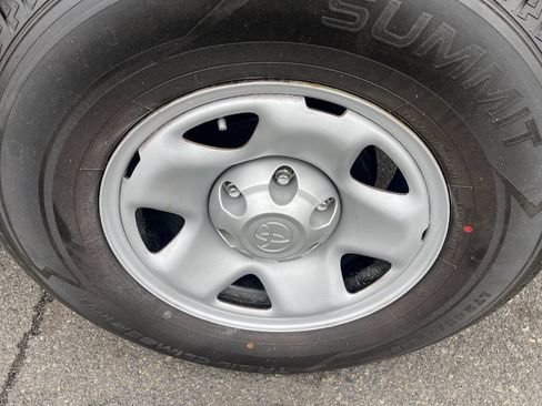 Used 2014 Toyota Tacoma 4x4 Access Cab w/ Convenience Package image 11