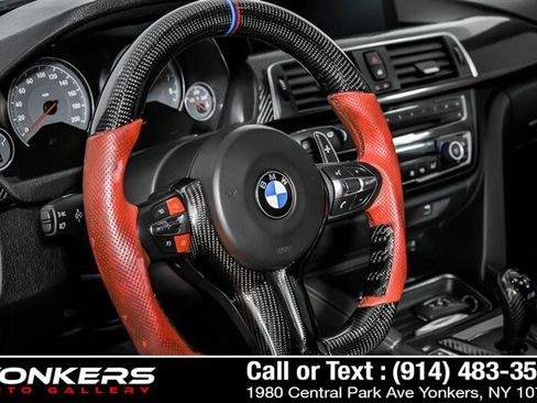 Used 2017 BMW M4 Coupe image 18