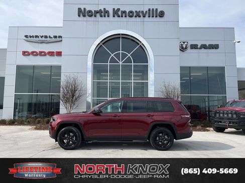 New 2026 Jeep Grand Cherokee L Limited w/ Limited Altitude Package AWD/4WD image 2