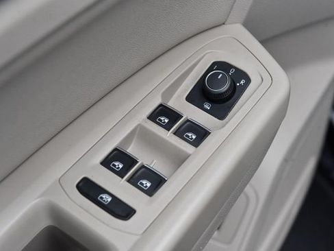 Used 2019 Volkswagen Atlas SEL AWD/4WD image 8