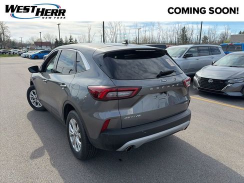Used 2023 Ford Escape Active image 3