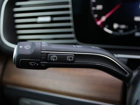New 2026 Mercedes-Benz GLS 450 4MATIC image 21