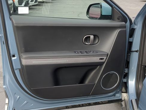 Used 2025 Hyundai Ioniq 5 Limited image 14