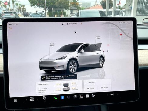 Used 2022 Tesla Model Y Long Range AWD/4WD image 19