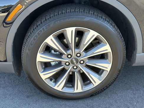 Used 2022 Lincoln Corsair Reserve w/ Equipment Group 201A image 38