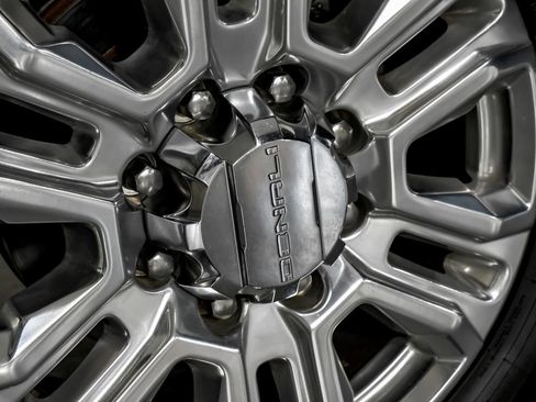 Used 2021 GMC Sierra 2500 Denali w/ Denali Ultimate Package AWD/4WD image 58