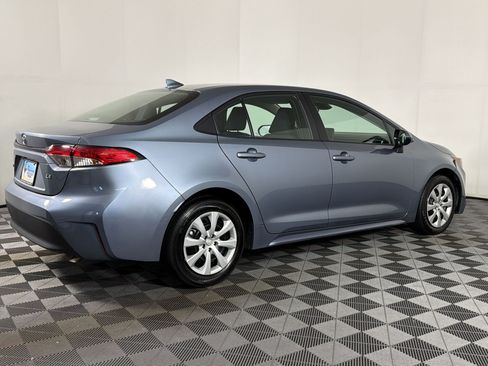Used 2024 Toyota Corolla LE FWD image 7