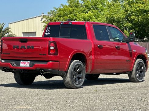 New 2026 RAM 1500 4x4 Crew Cab image 3