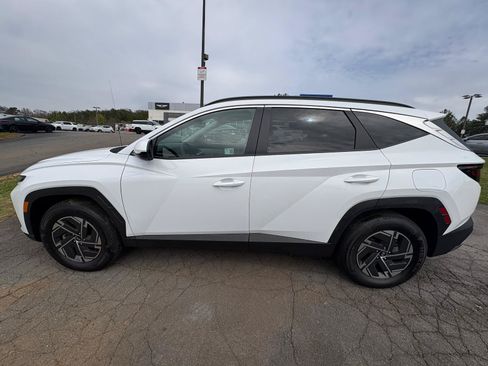 New 2025 Hyundai Tucson Blue AWD/4WD image 32