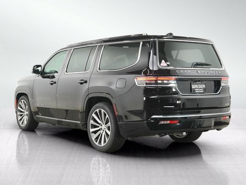 Used 2022 Jeep Grand Wagoneer Series II AWD/4WD image 5