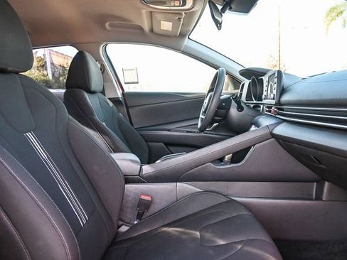 Certified 2023 Hyundai Elantra SEL image 14