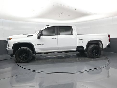 Used 2021 Chevrolet Silverado 2500 LT w/ Z71 Off-Road Package AWD/4WD image 34