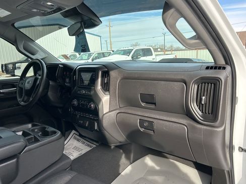 Used 2024 Chevrolet Silverado 1500 Custom Trail Boss image 39