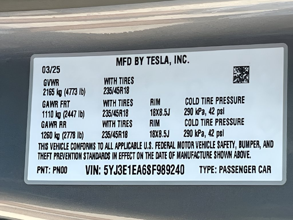 Used 2025 Tesla Model 3 Long Range RWD image 33