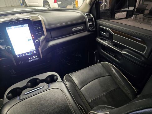 Used 2024 RAM 2500 Laramie image 49