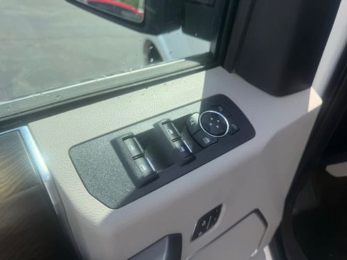 Used 2019 Ford F150 Limited AWD/4WD image 16