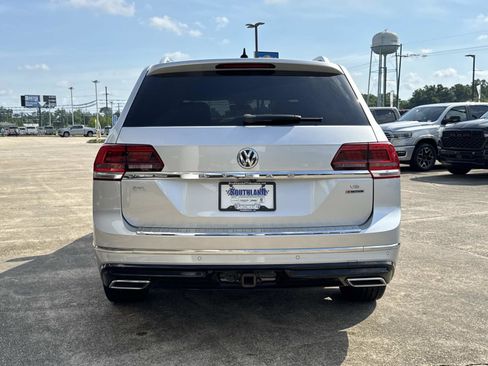 Used 2019 Volkswagen Atlas SEL R-Line AWD/4WD image 6