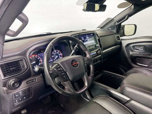 Used 2021 Nissan Titan PRO-4X w/ Pro-4x Utility Package AWD/4WD image 11
