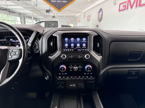 Certified 2023 GMC Sierra 2500 Denali w/ Denali Black Diamond Edition AWD/4WD image 20