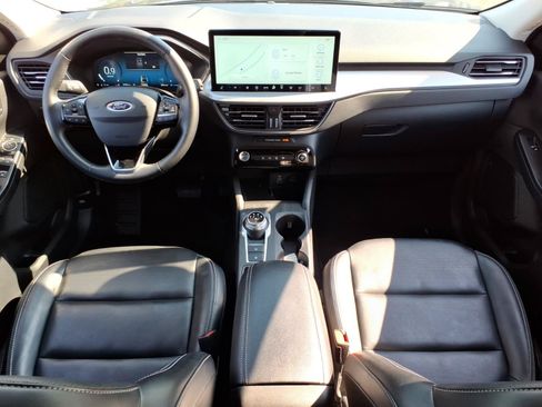 Used 2025 Ford Escape Platinum AWD/4WD image 11