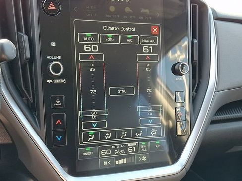 Used 2024 Subaru Crosstrek 2.0i Premium image 17