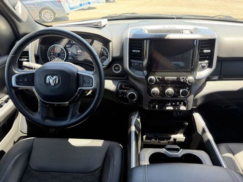 Used 2022 RAM 1500 Big Horn AWD/4WD image 25