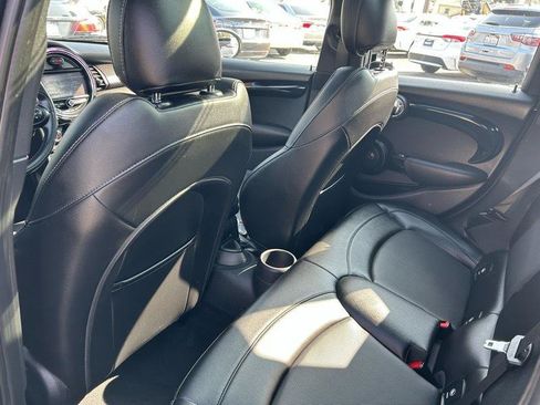 Used 2018 MINI Cooper S FWD image 12