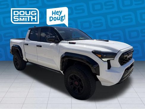 Used 2026 Toyota Tacoma TRD Pro w/ Tow Tech Package AWD/4WD image 4