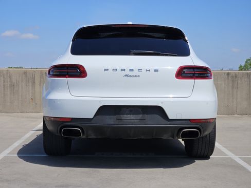 Used 2018 Porsche Macan image 7