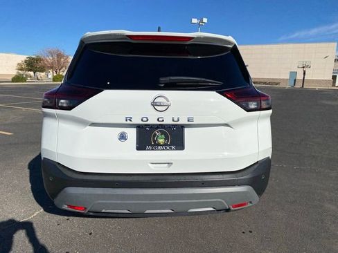 Certified 2023 Nissan Rogue S image 5