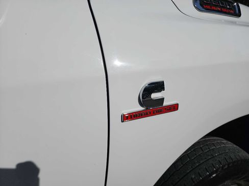 Used 2019 RAM 3500 Tradesman image 13