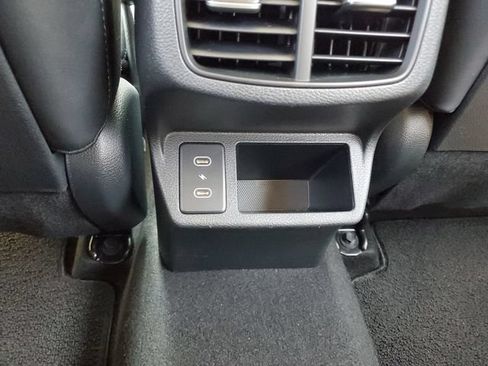 Used 2024 Kia Seltos EX FWD image 24