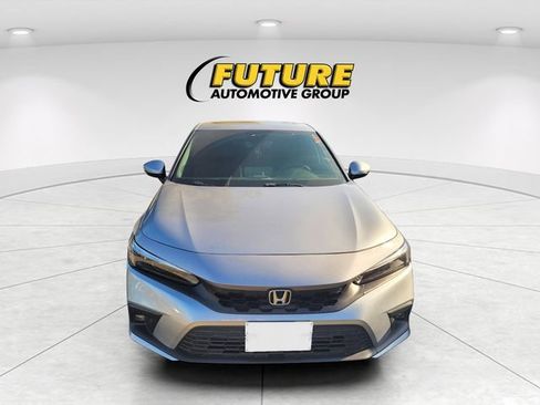 Used 2022 Honda Civic Sport Touring image 2