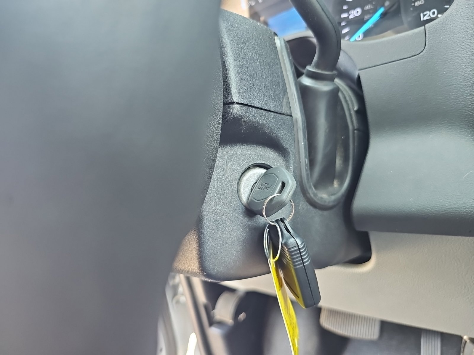 Used 2024 Ford E-450 and Econoline 450 Super Duty w/ Power Windows & Locks Group RWD image 17